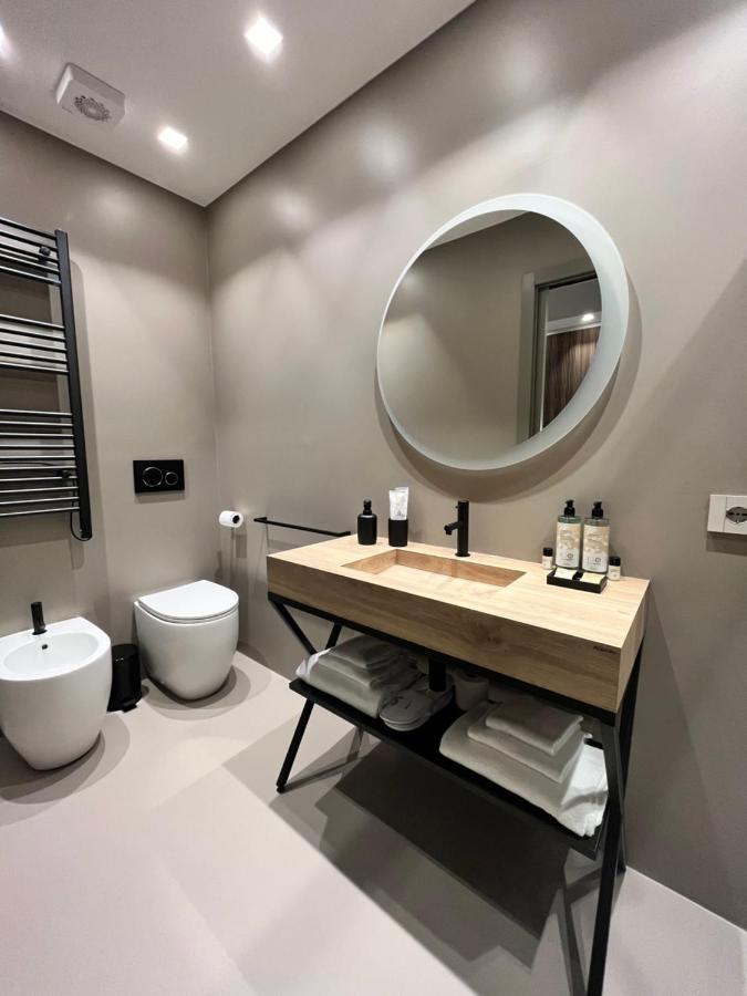 My Milano Repubblica Luxury Rooms מראה חיצוני תמונה